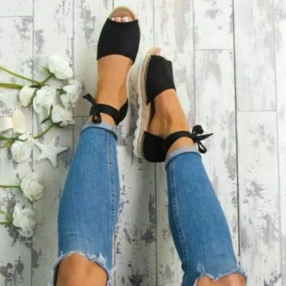 🌸Black Espadrille sandal🌸 - Picture 6 of 7